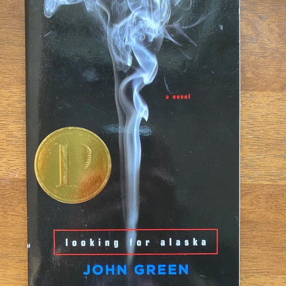 John Green Books Looking for Alaska/Fault in stars - Picture 2 of 2